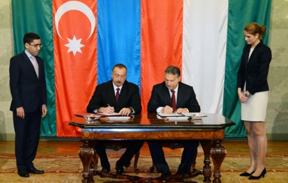 Azərbaycan-Macarıstan sənədləri imzalanıb