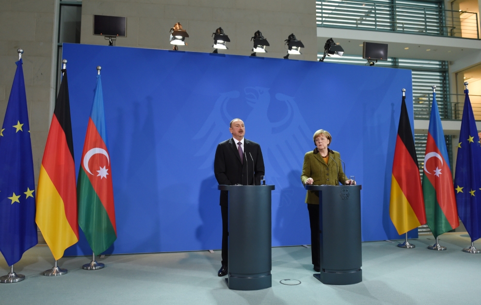 Azərbaycan Prezidenti İlham Əliyevin və Almaniyanın Kansleri Angela Merkelin mətbuat konfransı