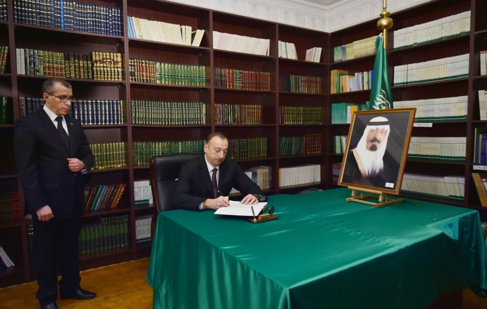Prezident İlham Əliyev Səudiyyə Ərəbistanının Azərbaycandakı səfirliyində olub, Kral Abdullah bin Əbdüləziz Al Səudun vəfatı ilə əlaqədar başsağlığı verib