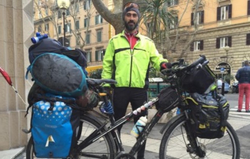 Azerbaijani traveler-cyclist reaches Italy cycling 17 thousands km