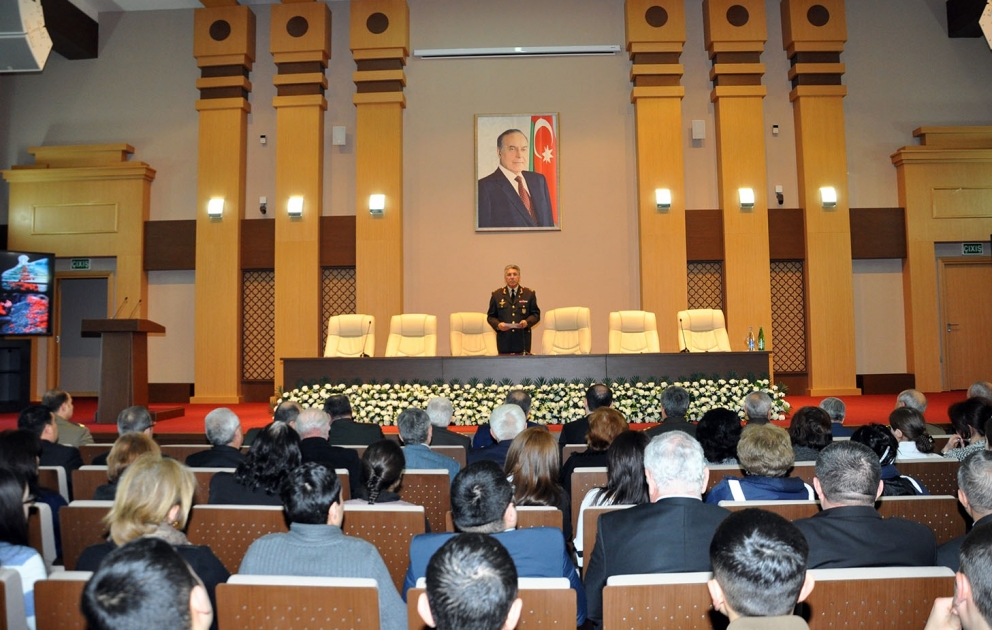Fövqəladə Hallar Nazirliyinin Akademiyasında 20 Yanvar şəhidlərinin xatirəsinə həsr olunmuş anma mərasimi keçirilib