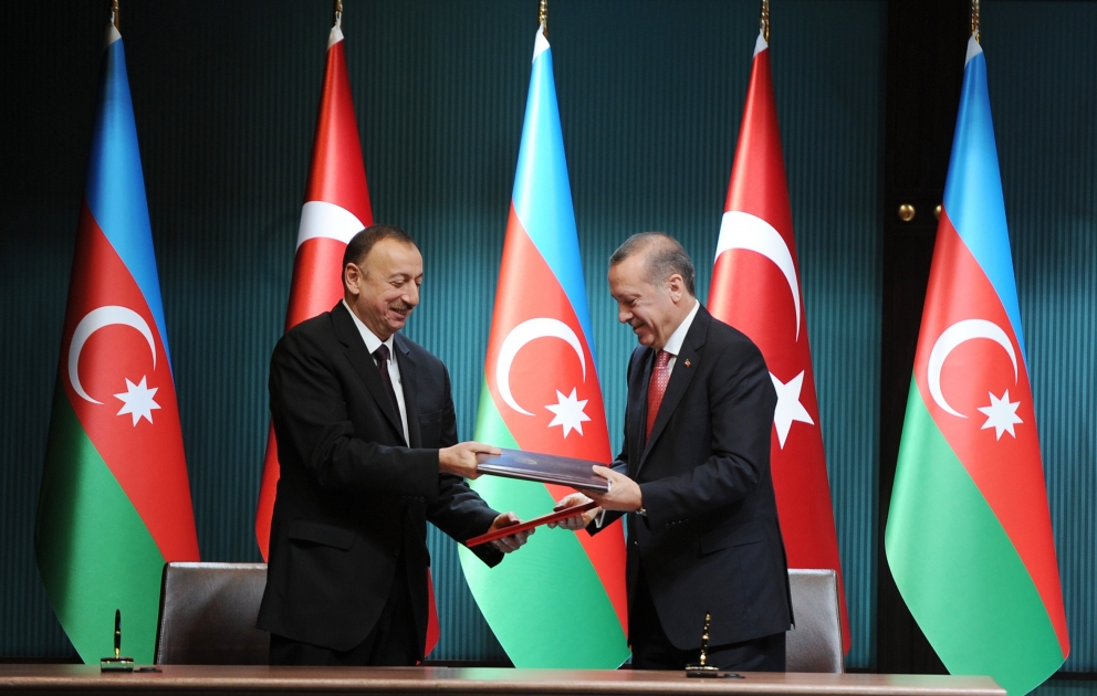 Ankarada Türkiyə-Azərbaycan sənədləri imzalanıb