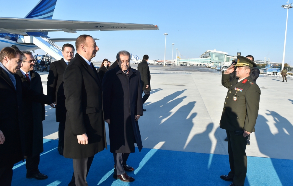Azərbaycan Prezidenti İlham Əliyev Türkiyəyə dövlət səfərinə gəlib
