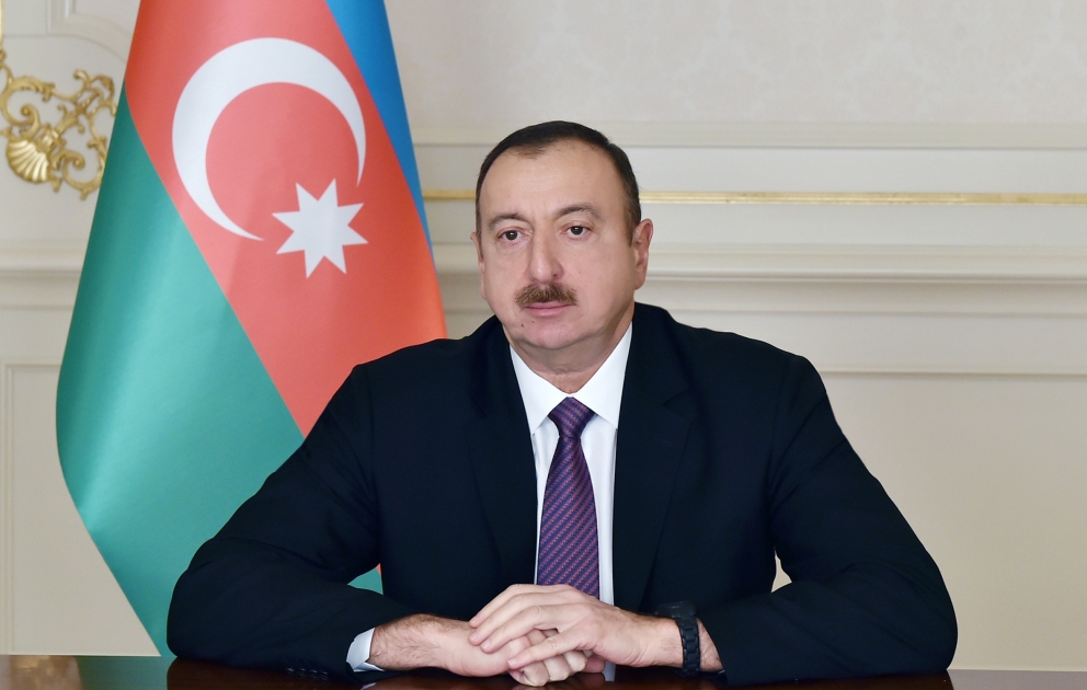Prezident İlham Əliyevin Dünya Azərbaycanlılarının Həmrəyliyi Günü və Yeni il münasibətilə Azərbaycan xalqına təbriki