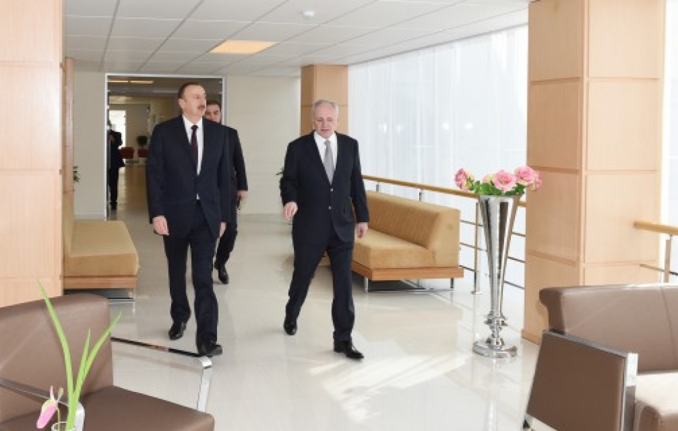 President Ilham Aliyev reviewed the reconstruction work at Mingachevir City Central Hospital