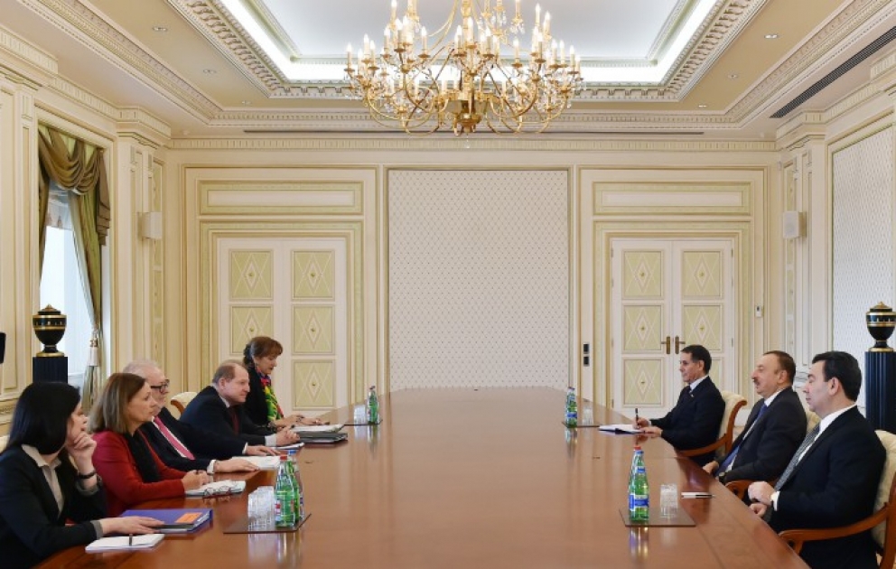 Entretien du président Ilham Aliyev avec une délégation conduite par le co-rapporteur de la Commission de suivi de l’APCE
