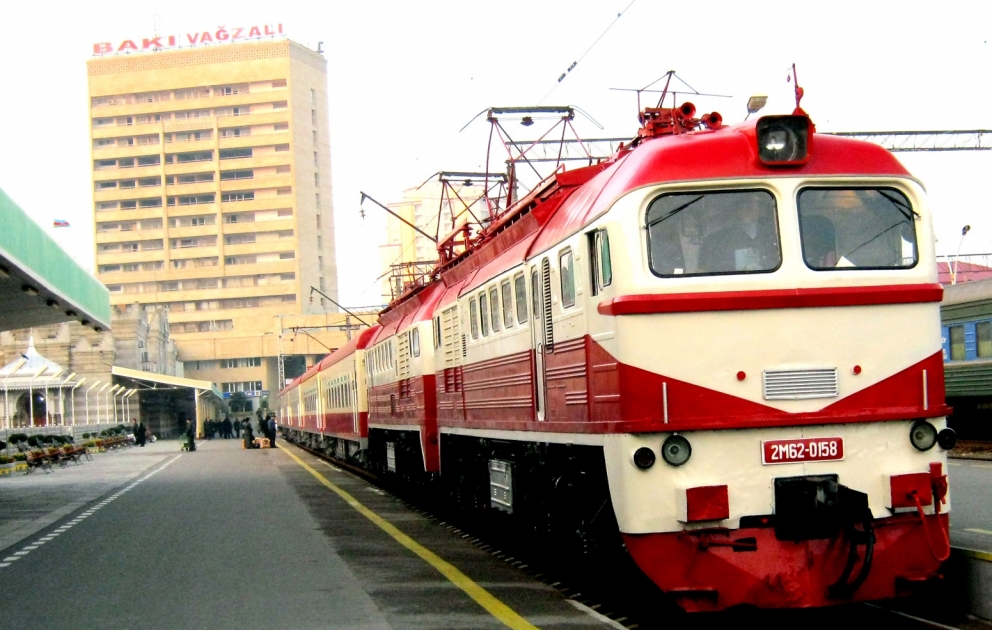 Bakı Sərnişin Vağzalında yenidənqurma işlərinə başlanılıb