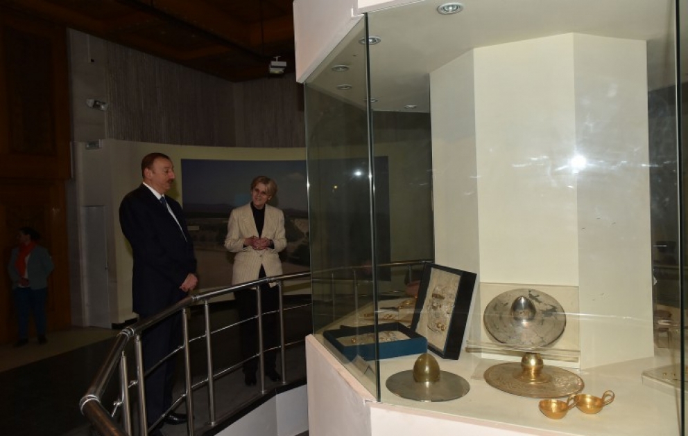 Azərbaycan Prezidenti İlham Əliyev Müqəddəs Sofiya kilsəsində olub