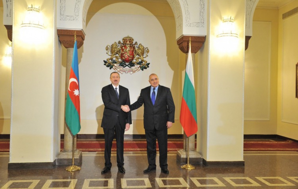 Treffen des Präsidenten von Aserbaidschan mit dem bulgarischen Premierminister unter vier Augen
