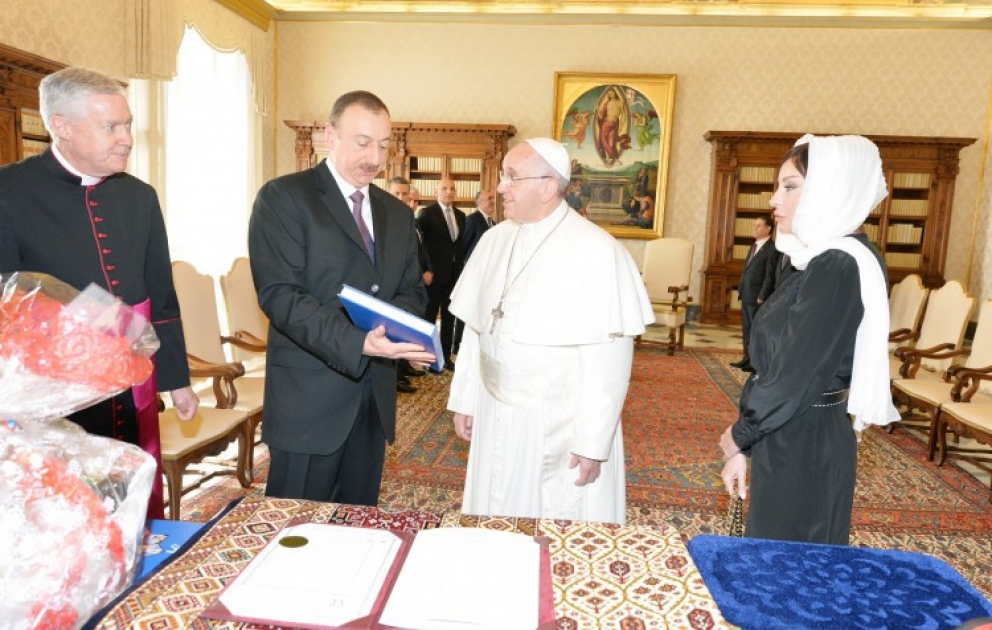 President Ilham Aliyev met head of the Catholic Church Pope Francis