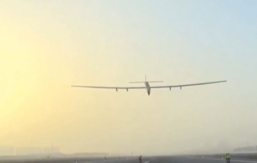 "Солнечный самолет" продолжает кругосветный полет