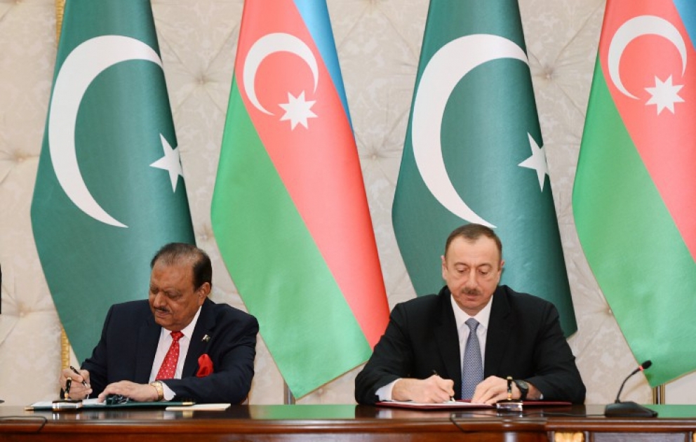 Azərbaycan-Pakistan sənədləri imzalanıb