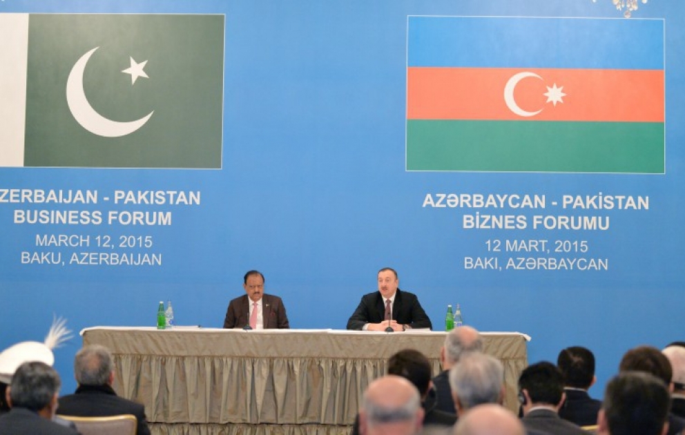 Le président azerbaïdjanais Ilham Aliyev et son homologue pakistanais Mamnoon Hussain ont participé au forum d’affaires azerbaïdjano-pakistanais