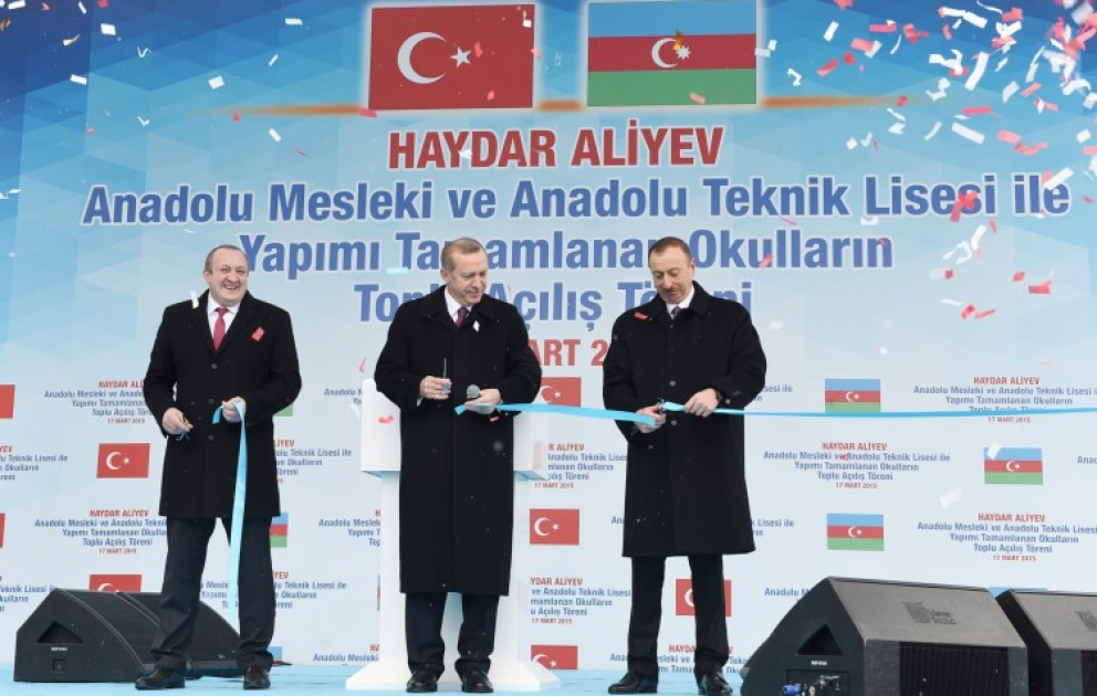 L’inauguration du lycée professionnel technique Heydar Aliyev à Kars