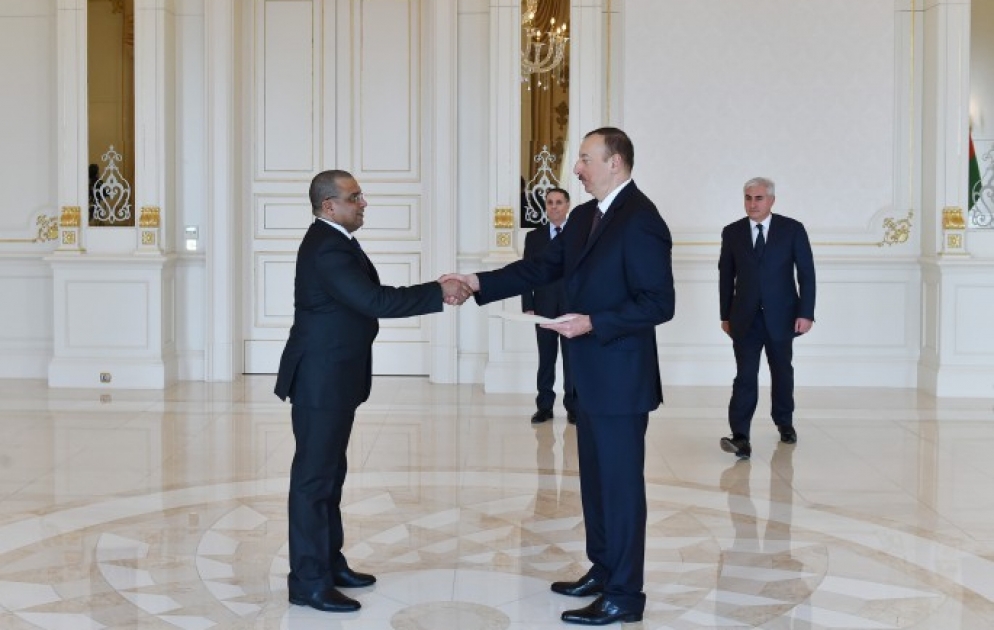Le président Ilham Aliyev a reçu les lettres de créance de l’ambassadeur des Seychelles