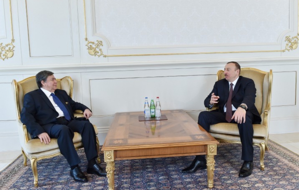 Le président azerbaïdjanais a reçu les lettres de créance de l’ambassadeur du Pérou