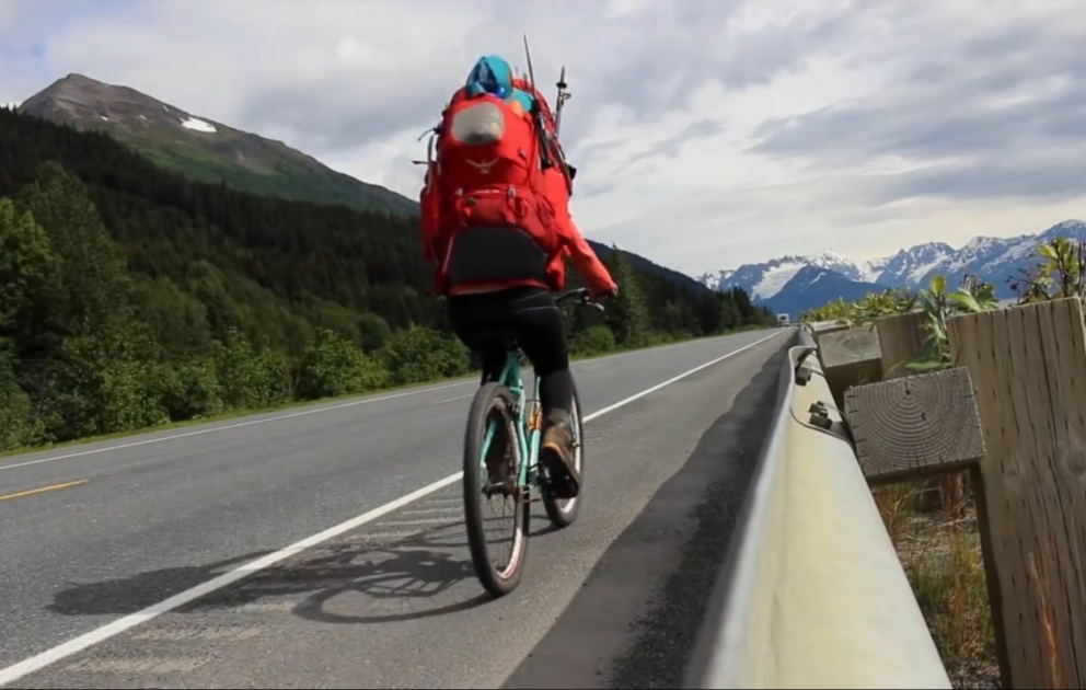 Solo hiking in Alaska during 47 days! Awesome girl