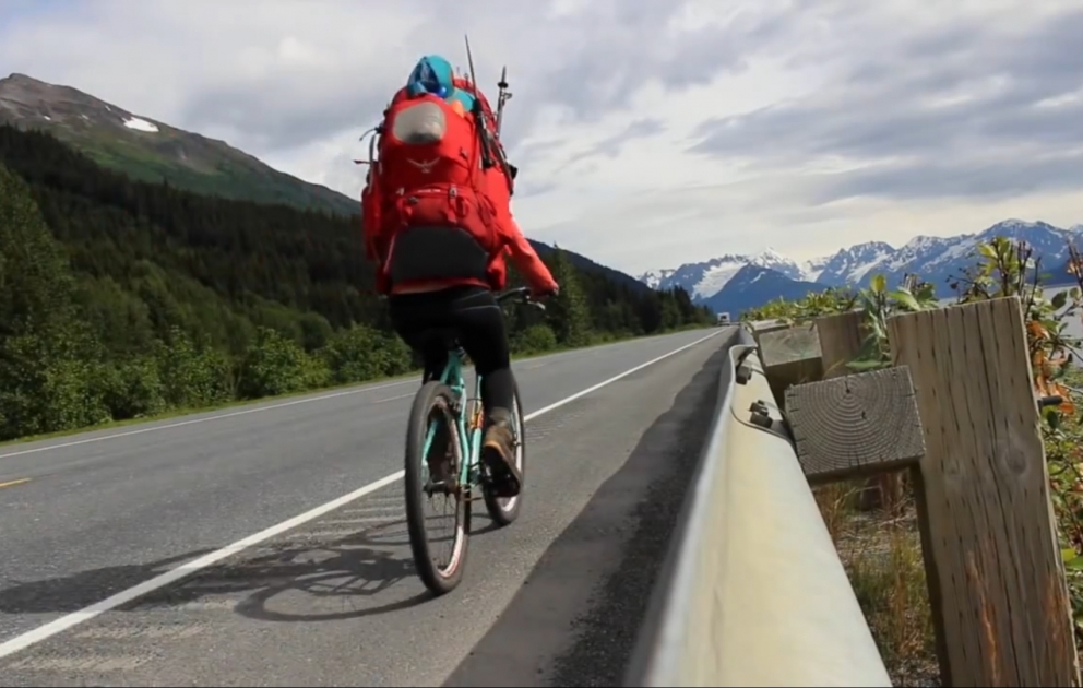 Un film tourné par une jeune fille de 19 ans ayant voyagé en 47 jours à travers l’Alaska