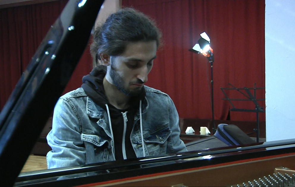 İsfar Sarabskidən möhtəşəm ifa