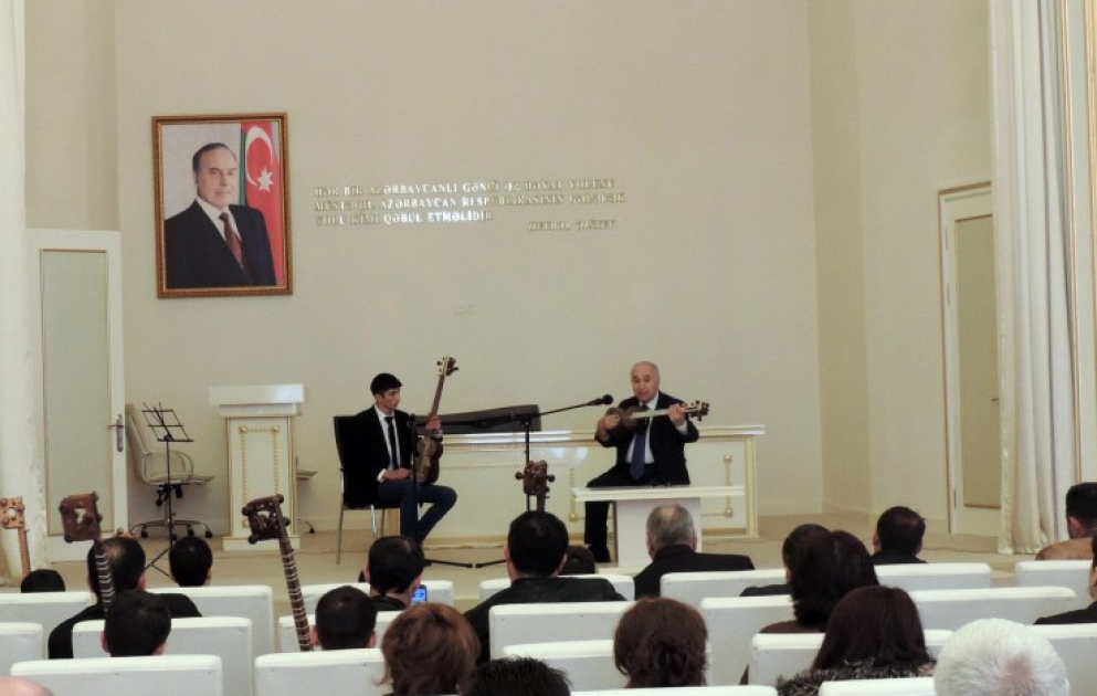 Qubada tanınmış musiqiçilərdən ustad dərsi