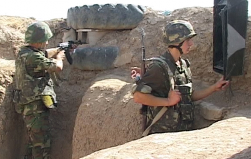 Les armes ne se taisent pas encore au front