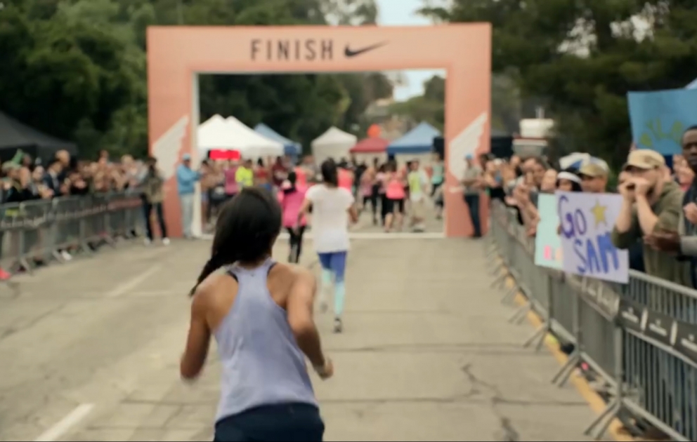 Nike в новой рекламной кампании  призвала женщин бороться со спортивными неудачами