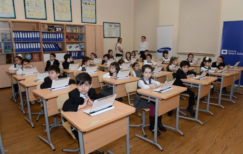 Orta məktəblərdə dərslərin bitmə tarixi açıqlandı