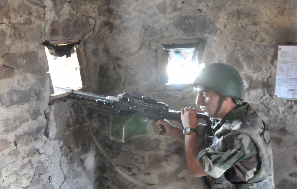 Armenische Soldaten haben den Waffenstillstand tagsüber 33-mal verletzt
