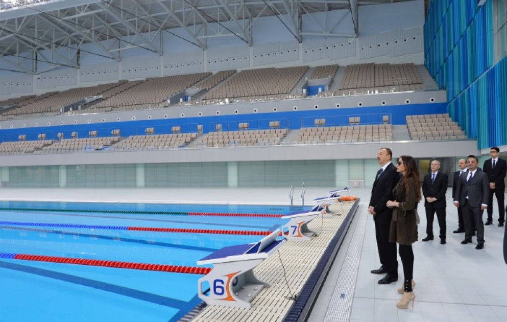 Aserbaidschans Präsident Ilham Aliyev hat die Eröffnungsfeier des Bakuer Wassersportpalastes besucht