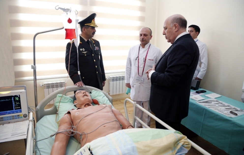 Müdafiə naziri Türkiyə Silahlı Qüvvələrinin nümayəndə heyəti ilə görüşüb