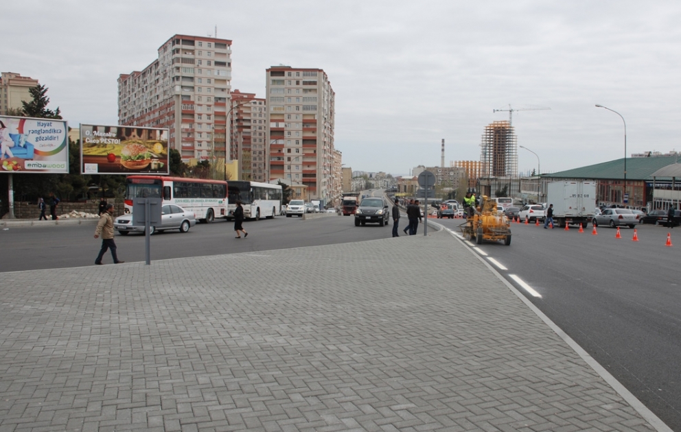 “20 Yanvar” dairəsində nəqliyyat vasitələrinin sərbəst hərəkəti üçün əlavə tədbirlər görülüb