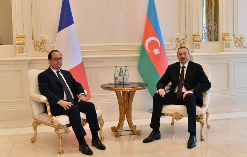 President Ilham Aliyev and President of the French Republic Francois Hollande held a meeting