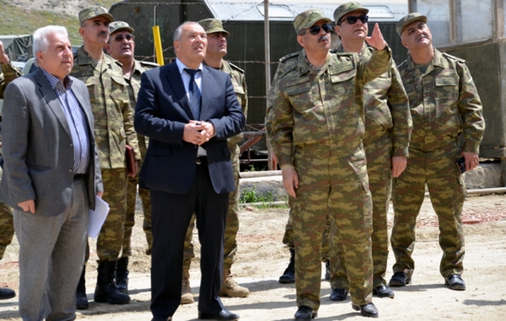 Defence Minister inspects construction progress in military units