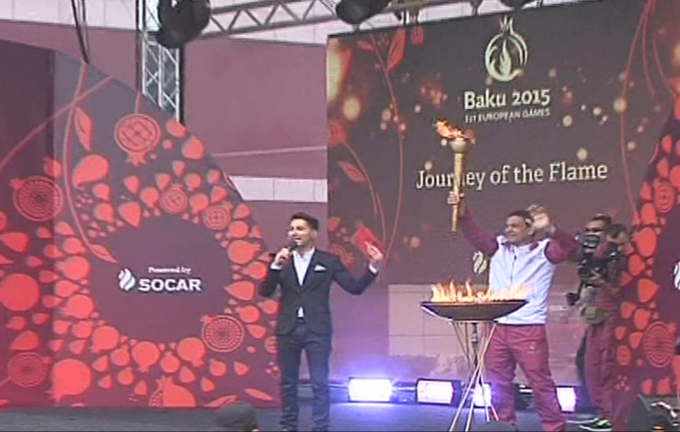 Le relais de la flamme des Jeux Européens de Bakou 2015 à Beylagan