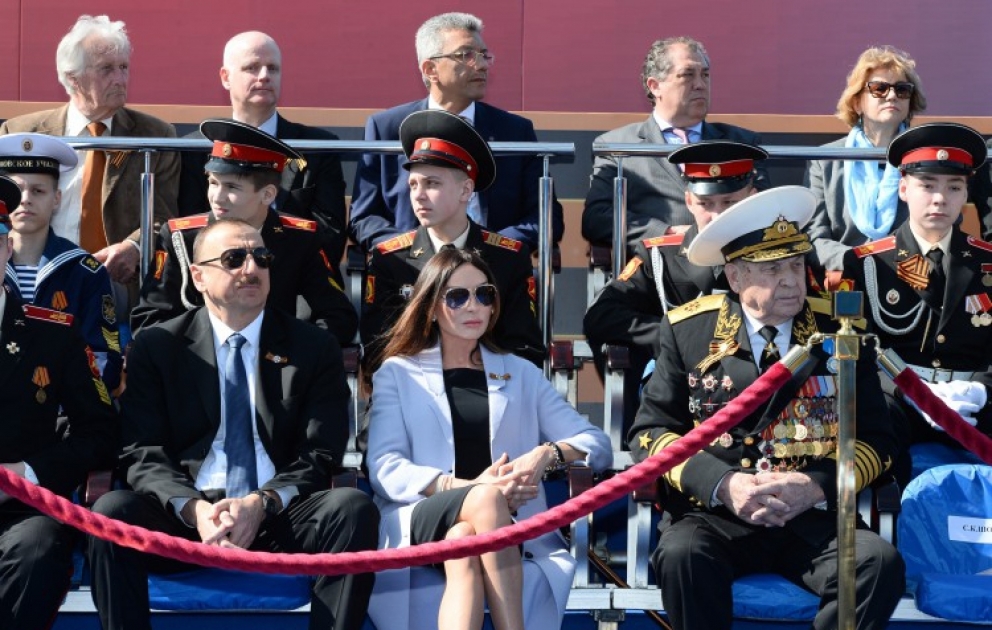 Prezident İlham Əliyev Moskvada Qələbənin 70 illiyi münasibətilə keçirilən bayram tədbirlərində iştirak edib