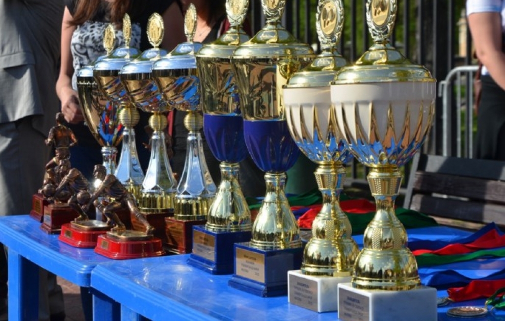 “RAGB-2015” universiadası Heydər Əliyev Kuboku uğrunda mini-futbol turniri ilə başa çatıb