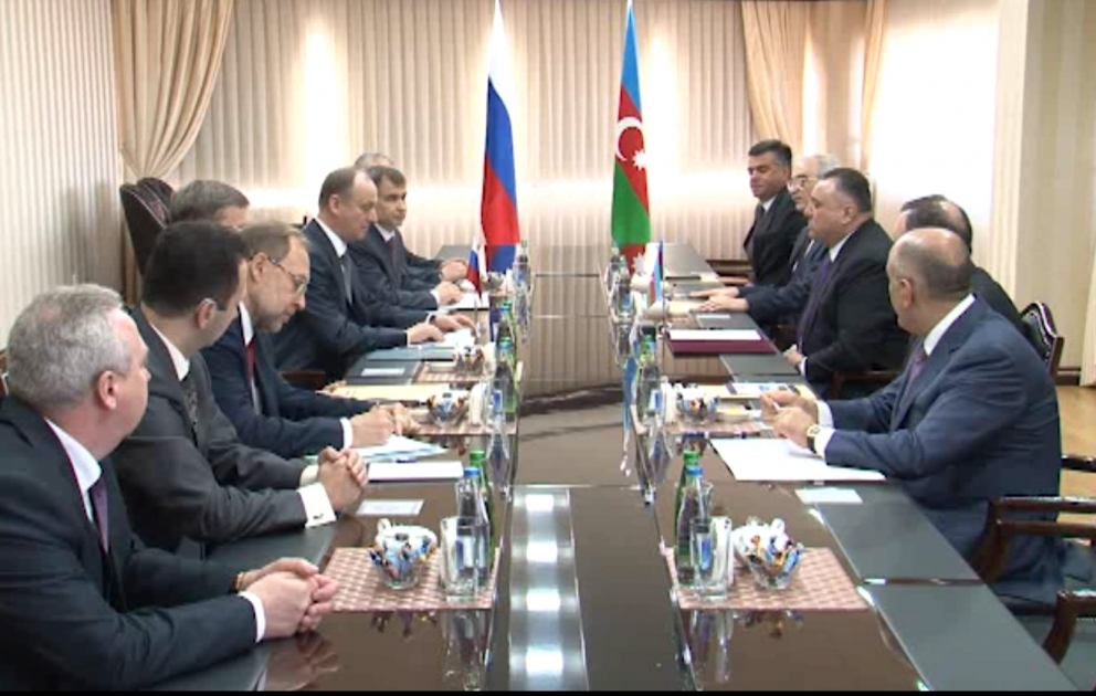 Aserbaidschan und Russland diskutieren die Sicherheitsfragen