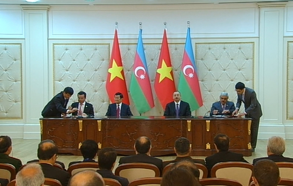 Azerbaijani-Vietnamese documents were signed