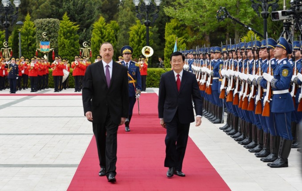 Offizieller Empfang des vietnamesischen Präsidenten Trương Tấn Sang in Baku
