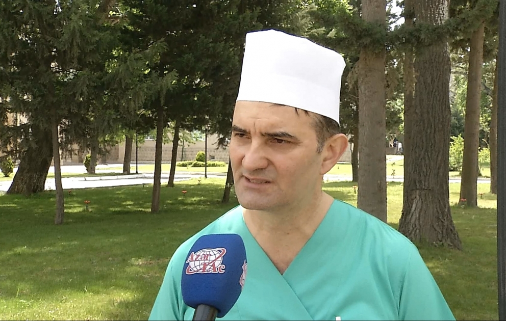 Toksikologiya şöbəsinin müdiri: Klinik Tibbi Mərkəzin Toksikologiya şöbəsində müalicə olunan 12 nəfərin həyati təhlükəsi yoxdur