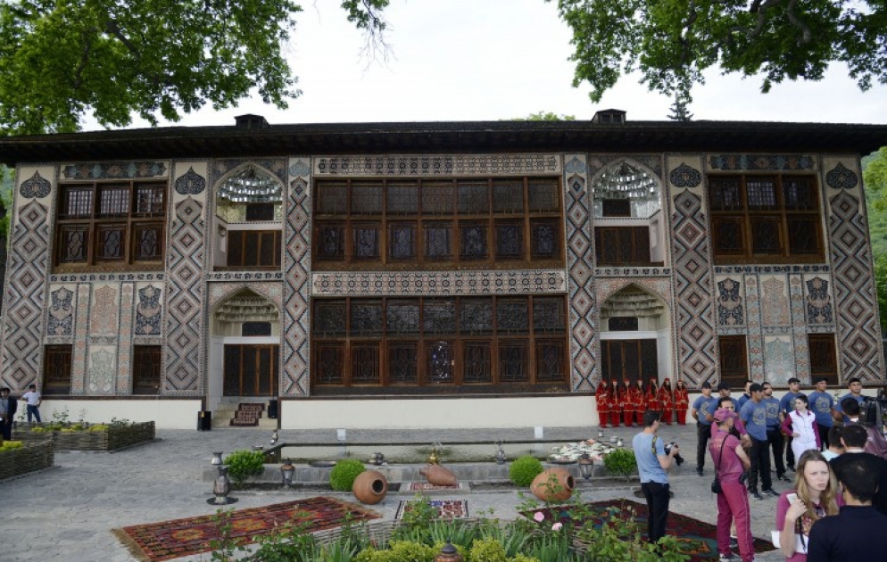 Baku 2015 flame arrives in Sheki