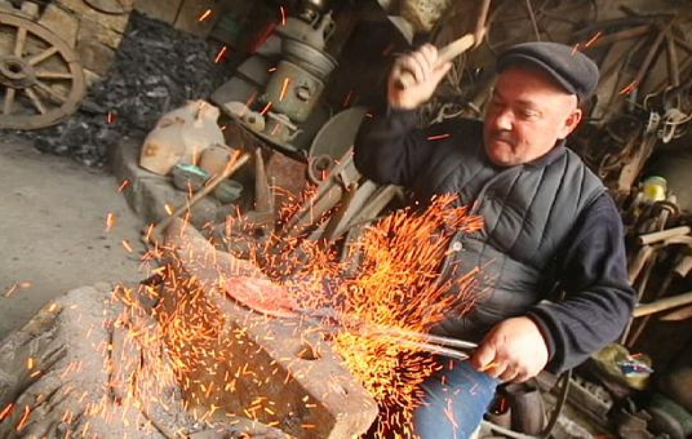 “Euronews” issues material about Azerbaijan titled “Copper craft: precious metal and traditions in Lahic”