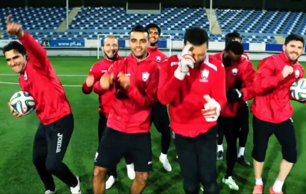"Happy" Flashmob von aserbaidschanischen Sportlern