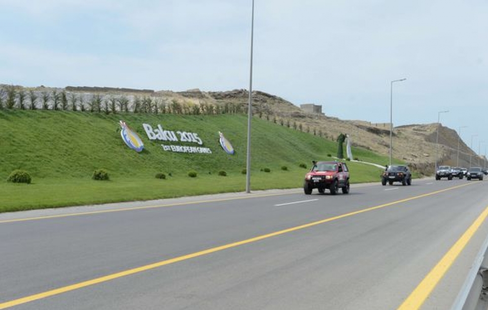 “Bakı-2015”-ə həsr olunan offroad yürüş keçirildi