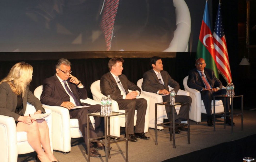 Nyu-Yorkda birinci ABŞ-Azərbaycan bank və maliyyə forumu uğurla keçib