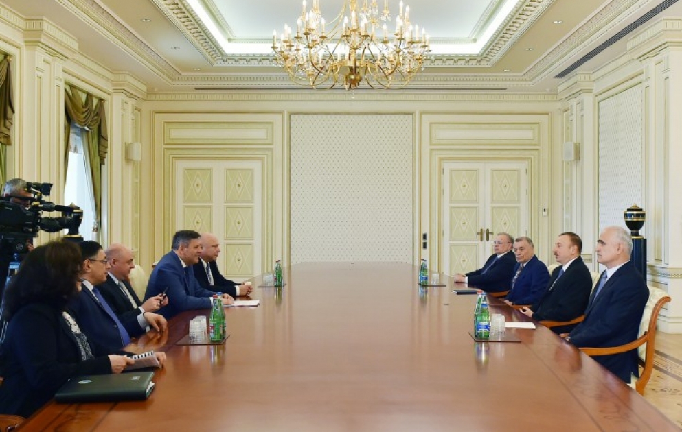 Entretien du président azerbaïdjanais Ilham Aliyev avec la délégation conduite par le Vice-Premier ministre polonais
