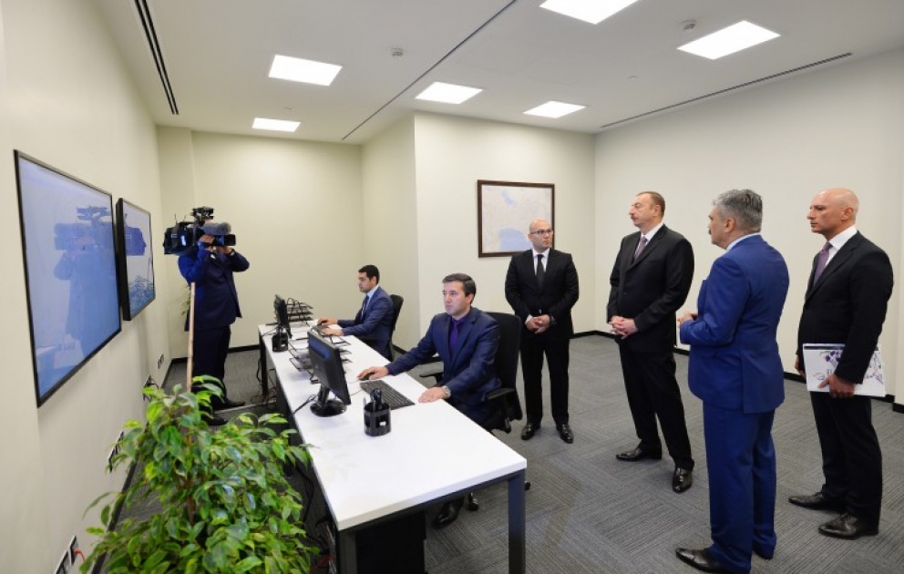 Prezident İlham Əliyev ilk Avropa Oyunları üçün avtobus deposu və təlim mərkəzinin açılışında iştirak edib