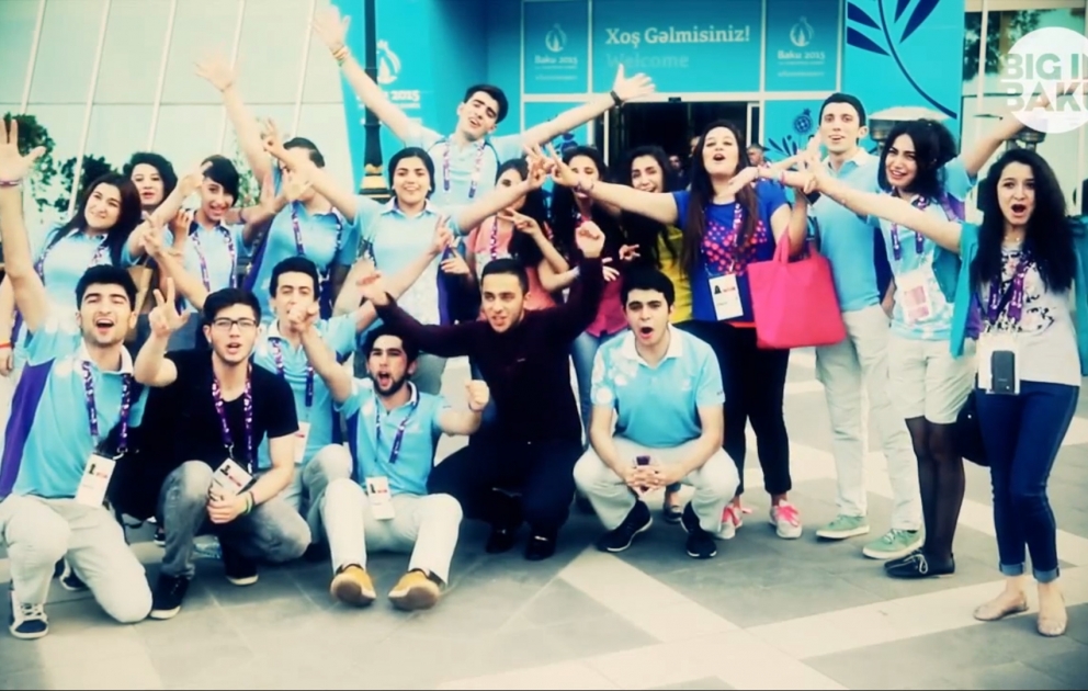 Baku-2015: Flamekeepers turn Baku blue