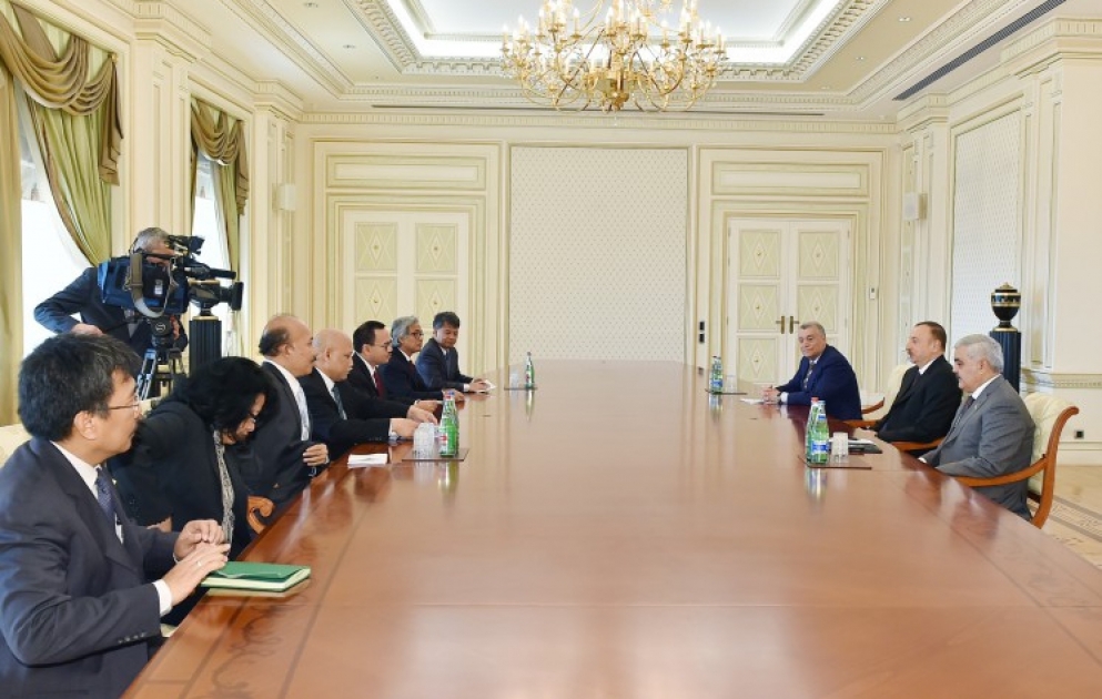 Azərbaycan Prezidenti İlham Əliyev İndoneziyanın energetika və mineral ehtiyatlar nazirinin başçılıq etdiyi nümayəndə heyətini qəbul edib