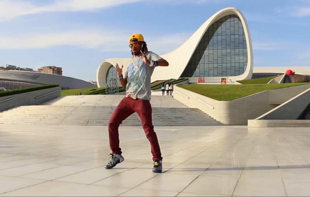 Famous American dancer Marcus Skot shared his to dances taken in Baku